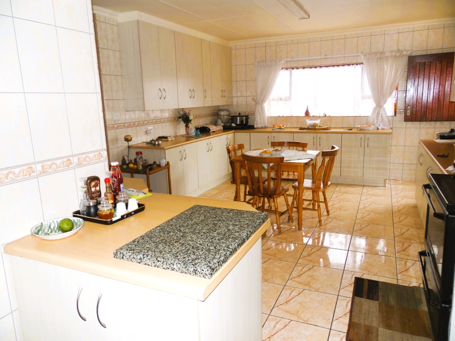 9 Bedroom Property for Sale in East Bank Eastern Cape